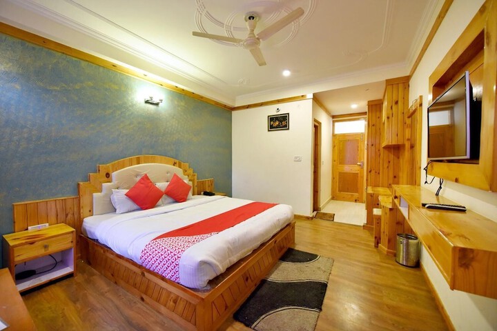 Room 15 of 31