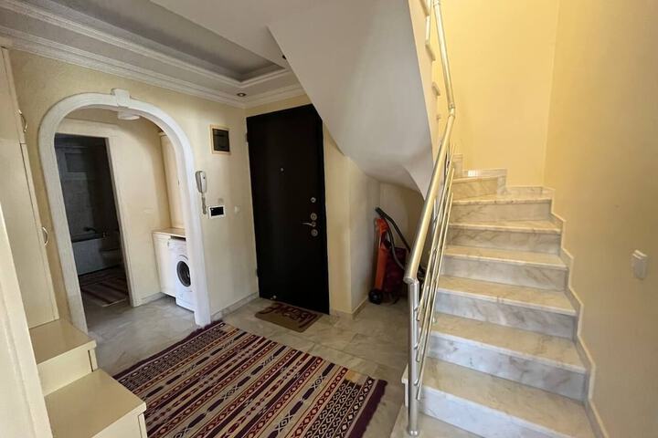 Room 10 of 40