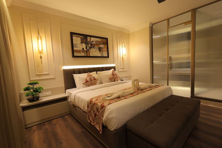 Room 25 of 48