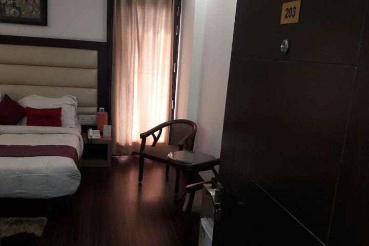 Room 20 of 21