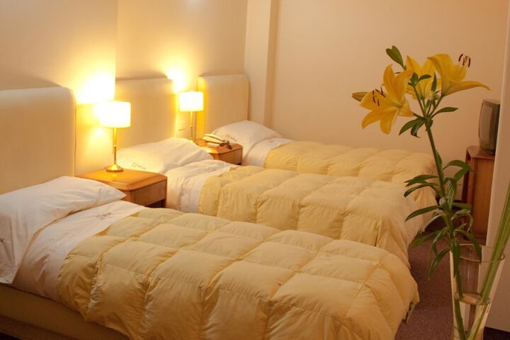 Room 6 of 36
