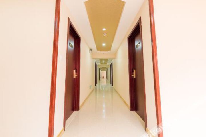 Hotel Interior 8 of 29
