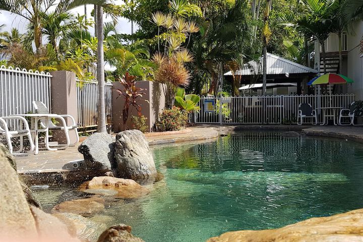 Pool 48 of 66