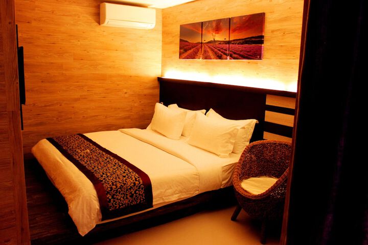Room 21 of 59