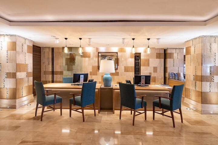 Hotel Interior 9 of 676
