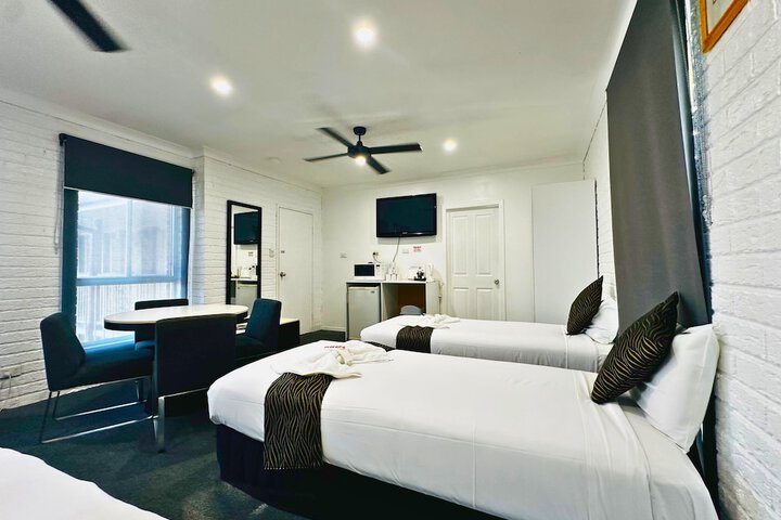 Room 54 of 103