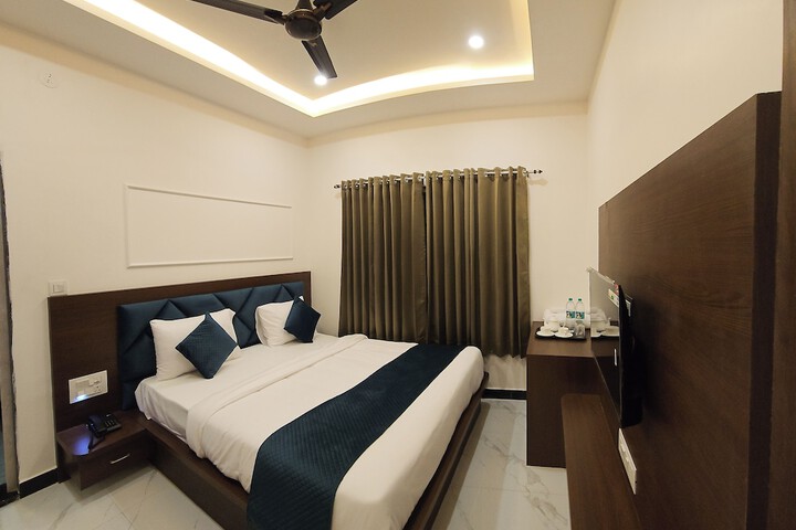 Room 6 of 22