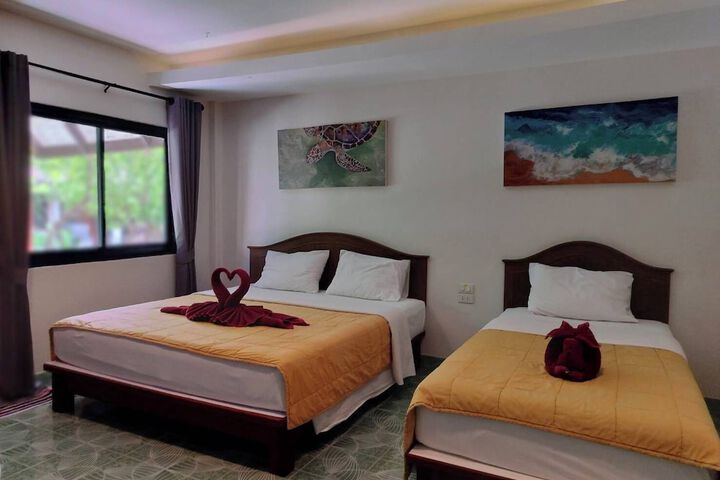 Room 28 of 100