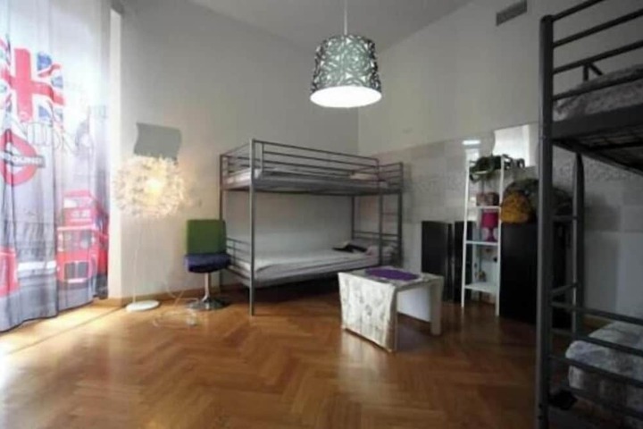 Room 10 of 51