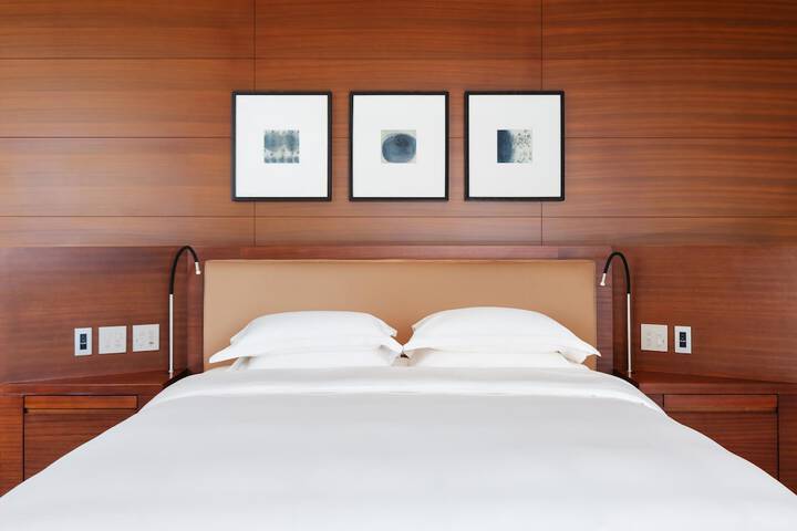 Room 61 of 216