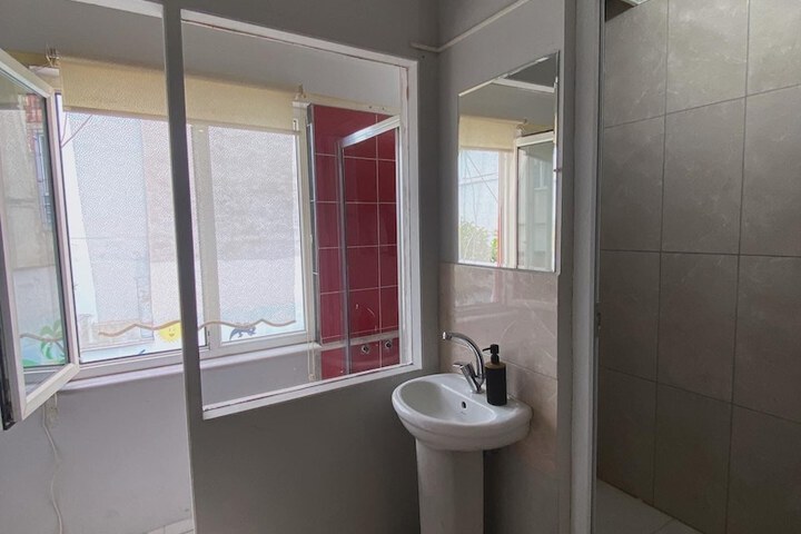 Room 17 of 24