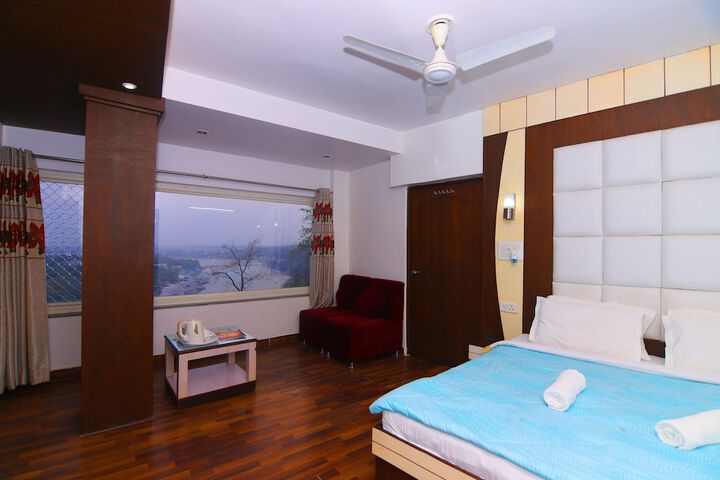 Room 37 of 120
