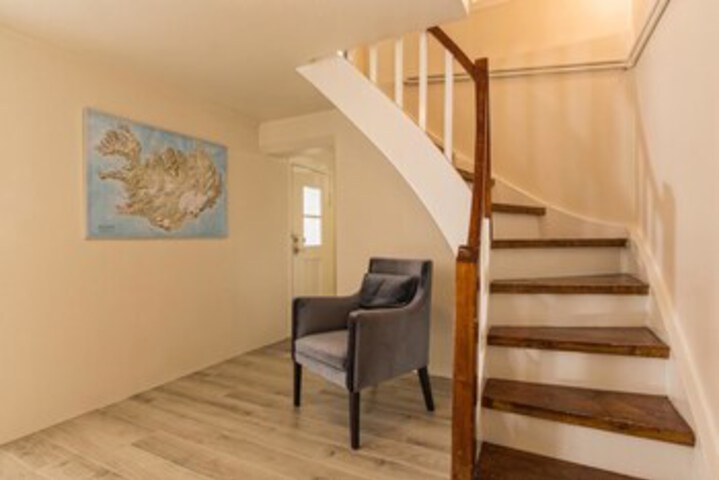 Room 11 of 21