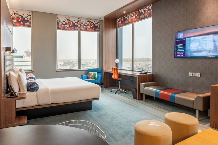 Room 21 of 54