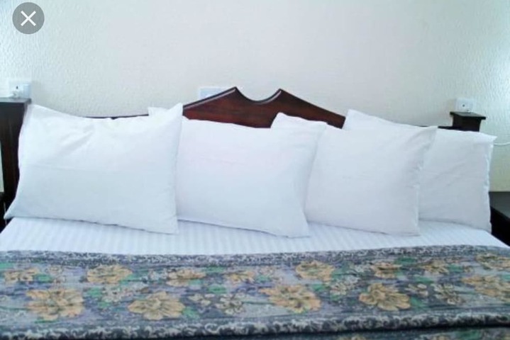 Room 4 of 26
