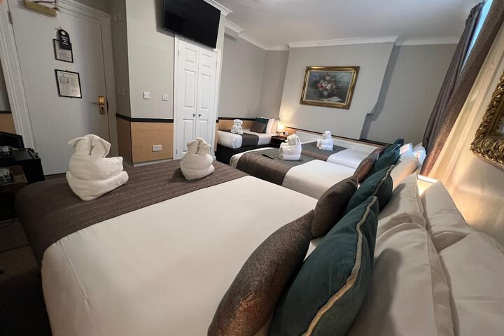 Room 40 of 63