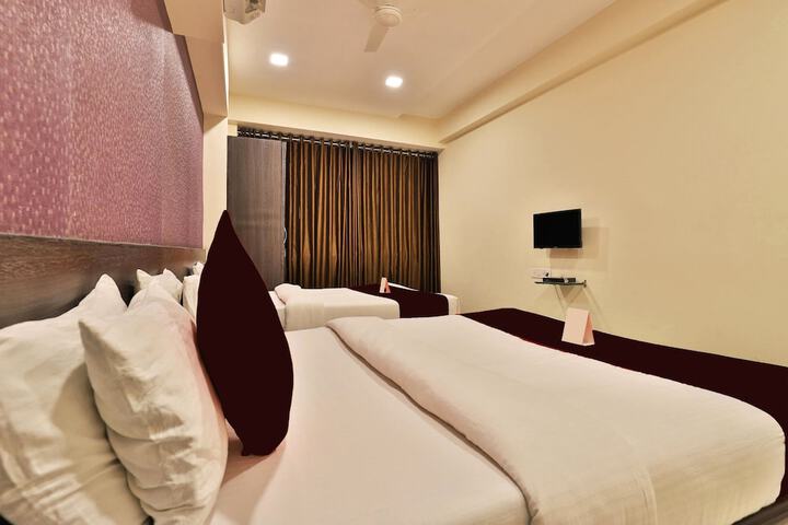 Room 21 of 33
