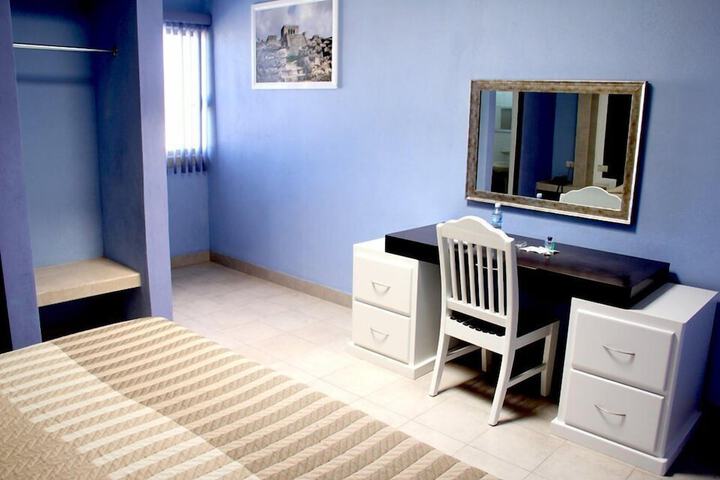Room 2 of 12