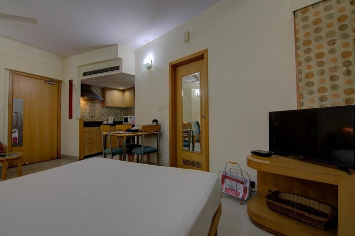Room 16 of 59