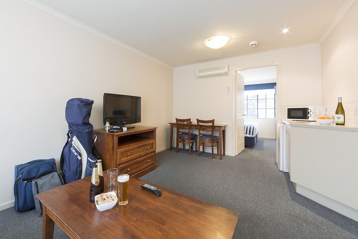 Room 20 of 29