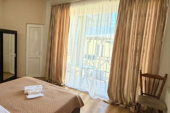 Room 38 of 94