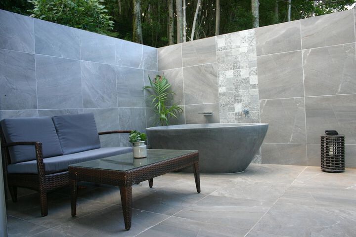 Terrace/Patio 3 of 8