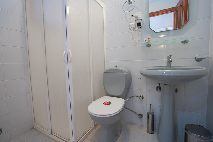 Room 48 of 139