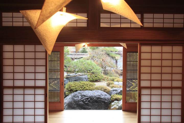 Room 8 of 257