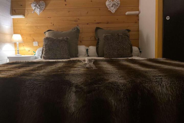 Room 13 of 60