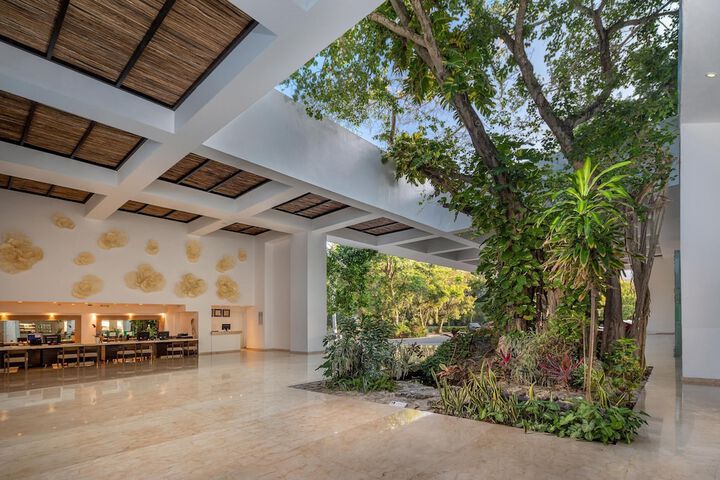Hotel Lobby