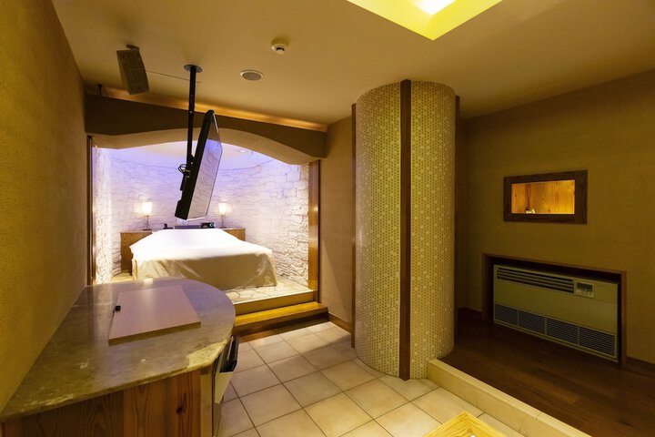 Room 12 of 41