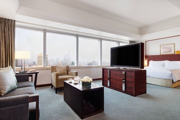 Room 9 of 65