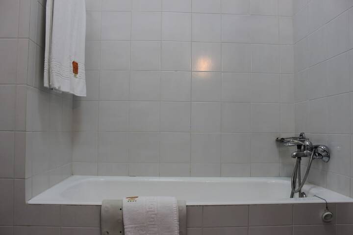 Room 21 of 45