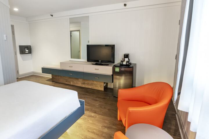 Room 14 of 132