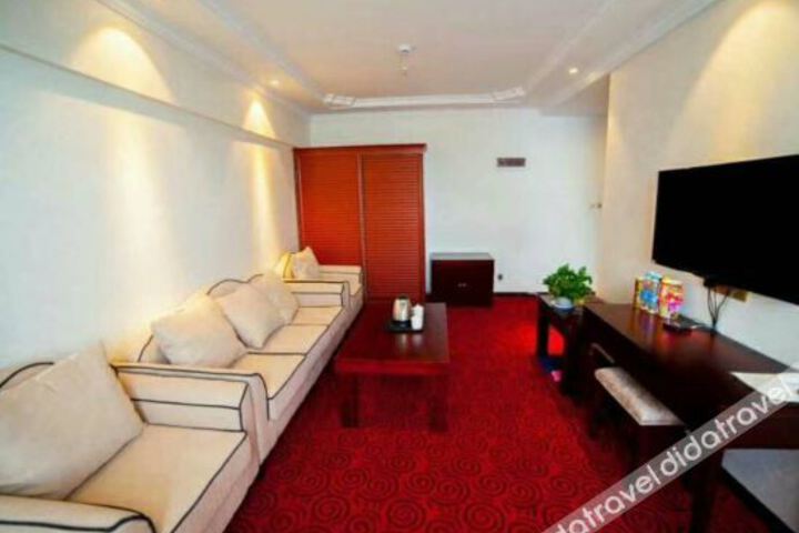 Hotel Interior 7 of 23