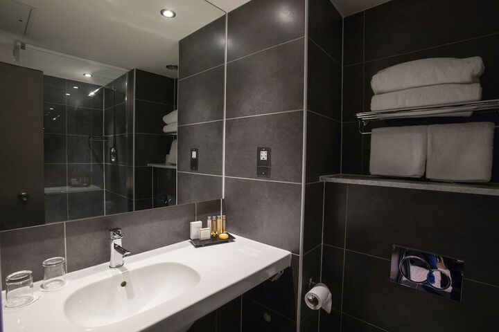 Clean Restrooms