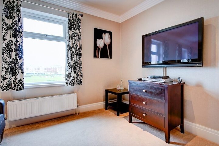 Room 12 of 75