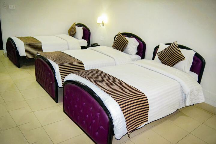 Room 9 of 47