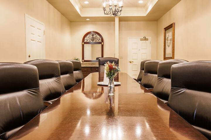 Meeting facility