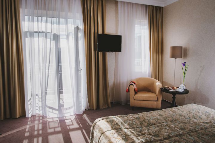 Room 12 of 70