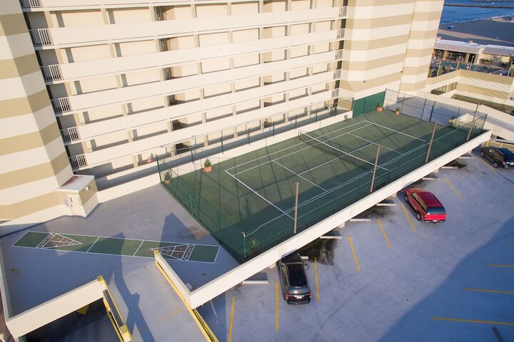 Tennis court