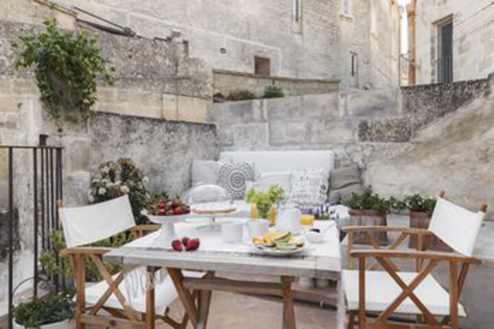 Terrace/Patio 50 of 51
