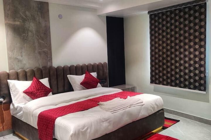 Room 20 of 95
