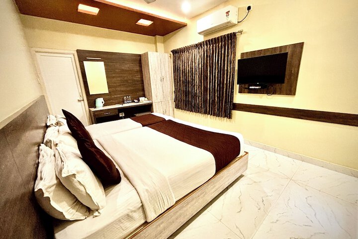 Room 16 of 20