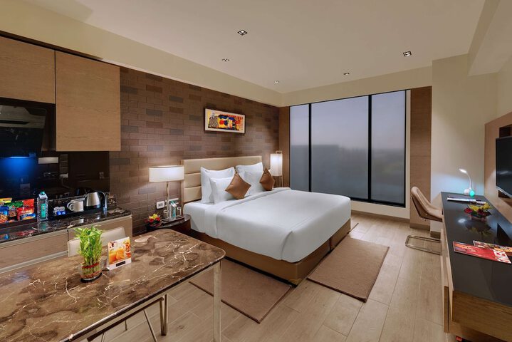 Room 13 of 61