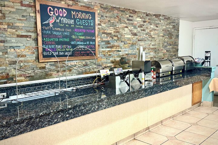 Breakfast area