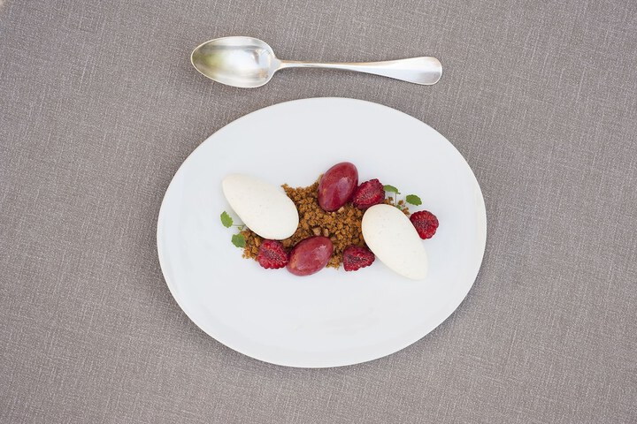 Dining Photos
