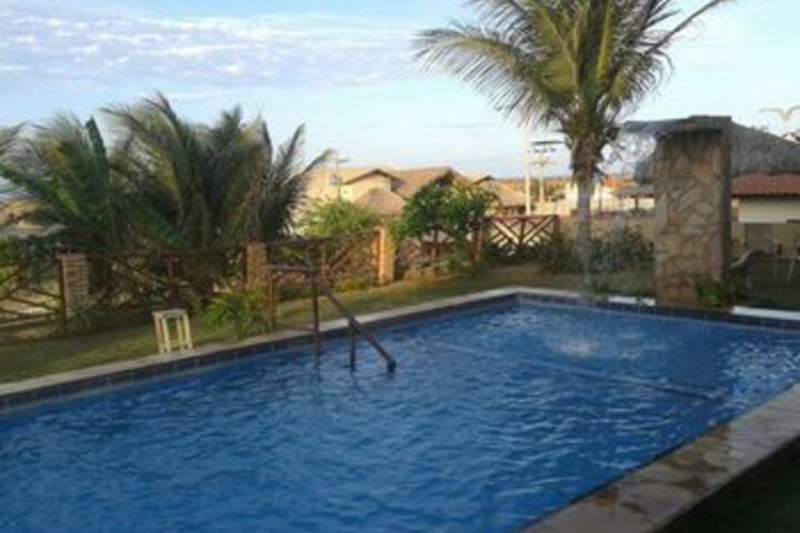 Pool 13 of 19