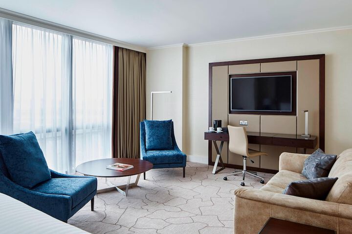 Room 13 of 85