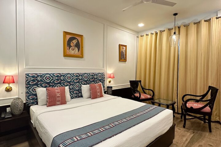 Room 6 of 49